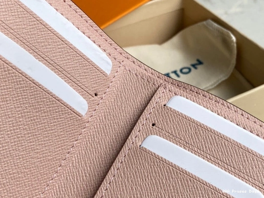 AAA Replica Ru Vuitton Wallet VICTORINE Louis 0726
